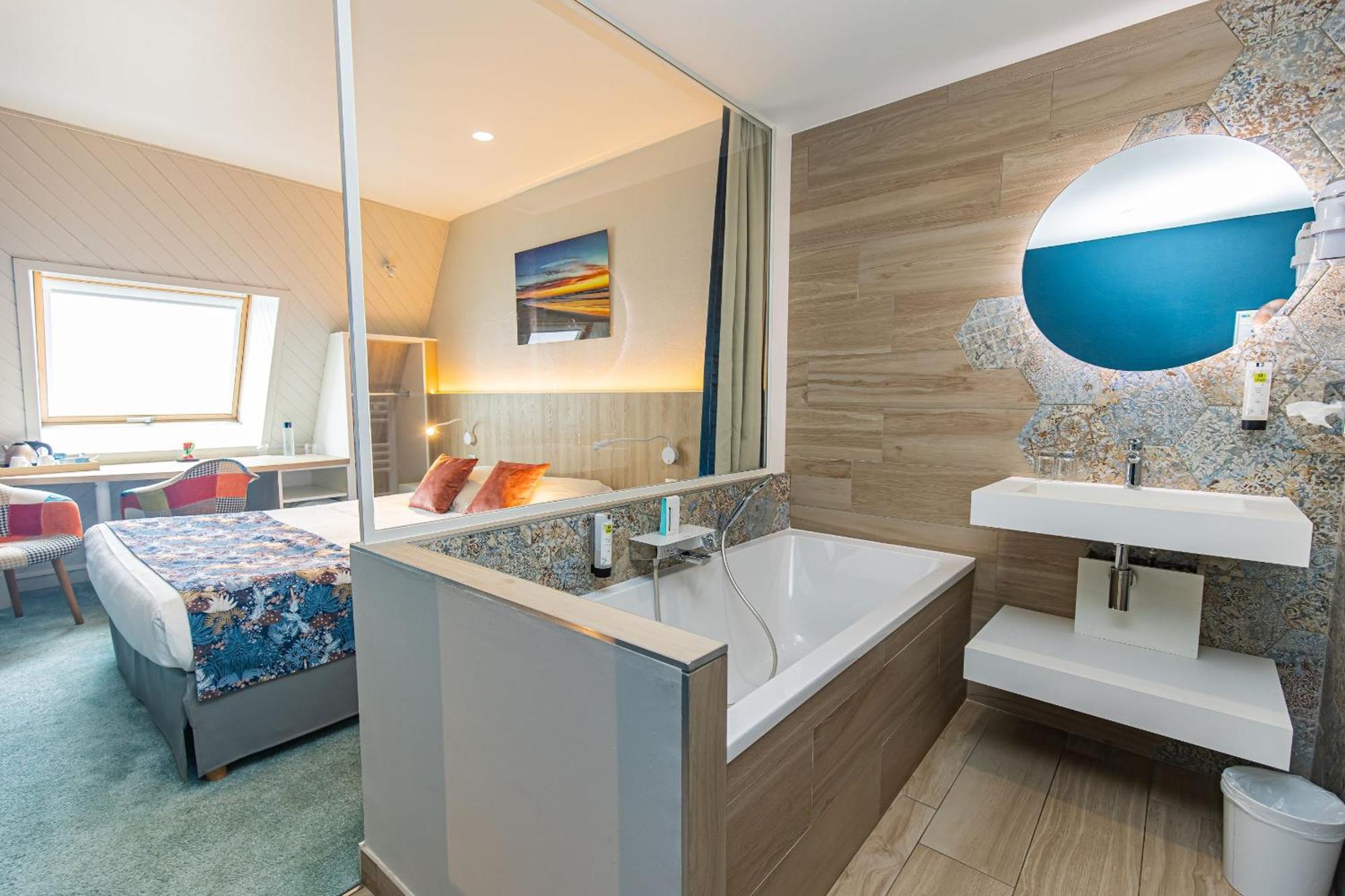 Hotel De France กามาเร-โซร์-แม ภายนอก รูปภาพ