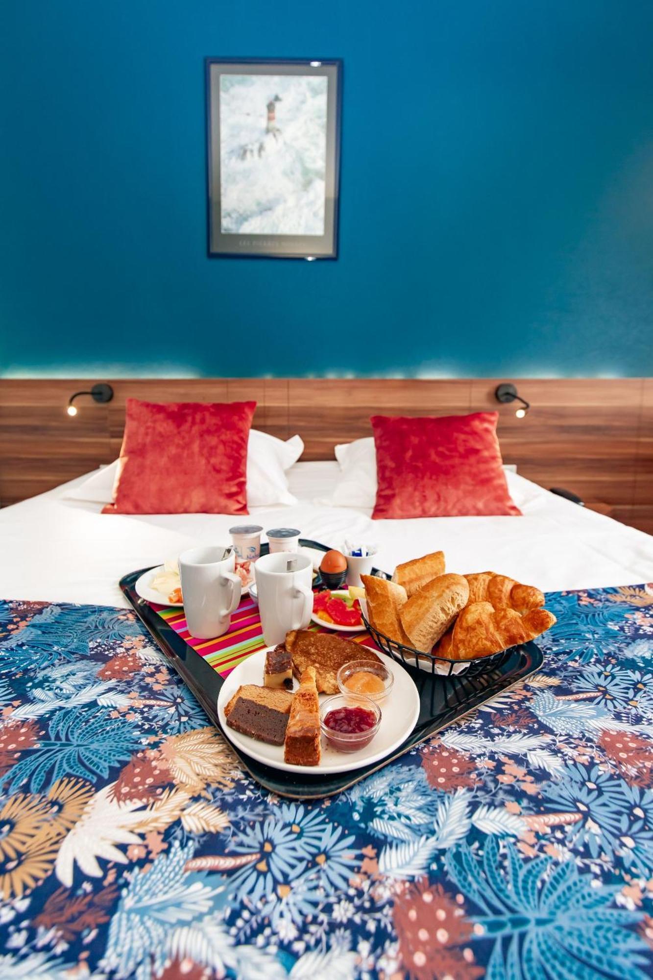Hotel De France กามาเร-โซร์-แม ภายนอก รูปภาพ