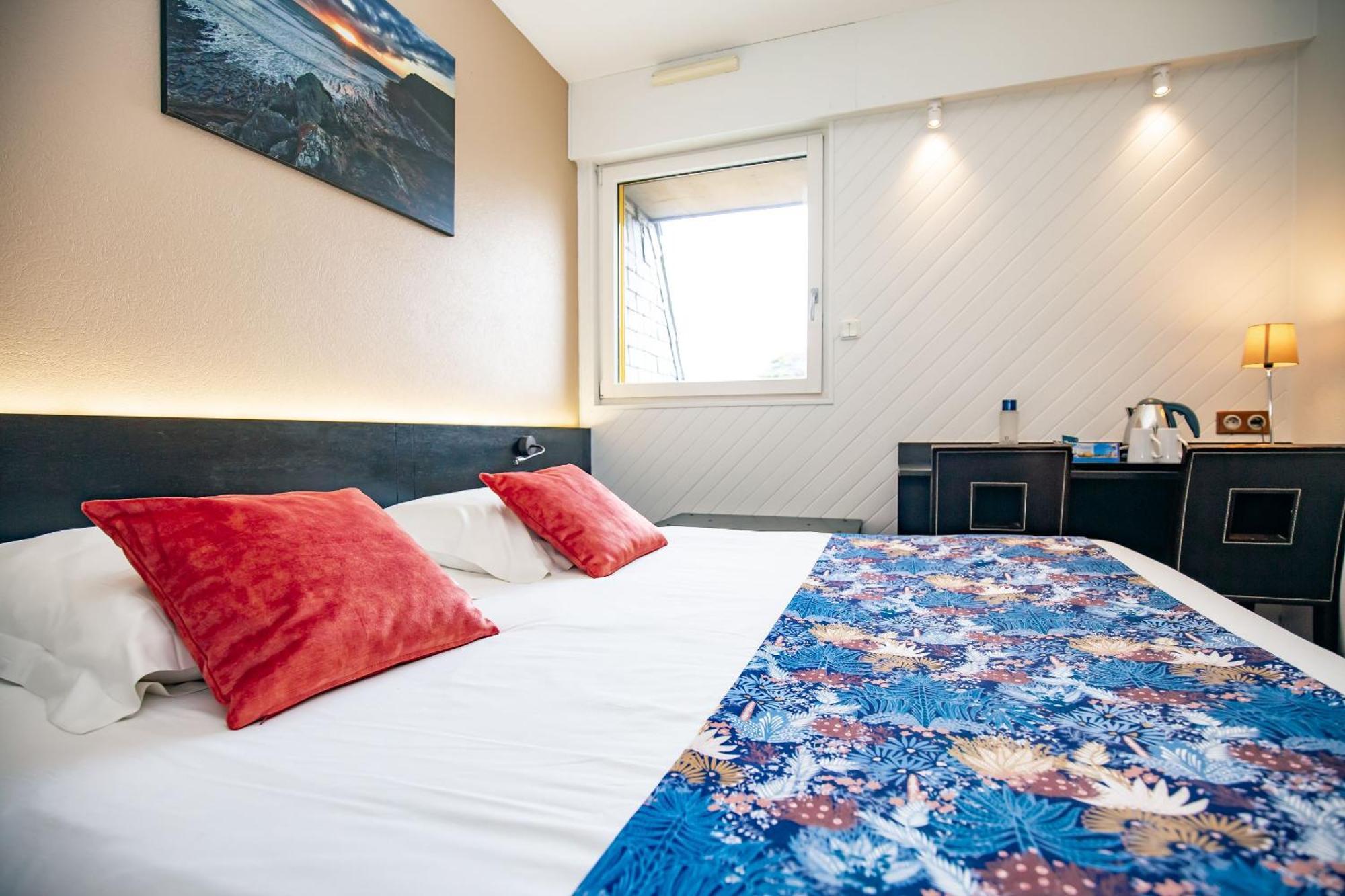 Hotel De France กามาเร-โซร์-แม ภายนอก รูปภาพ