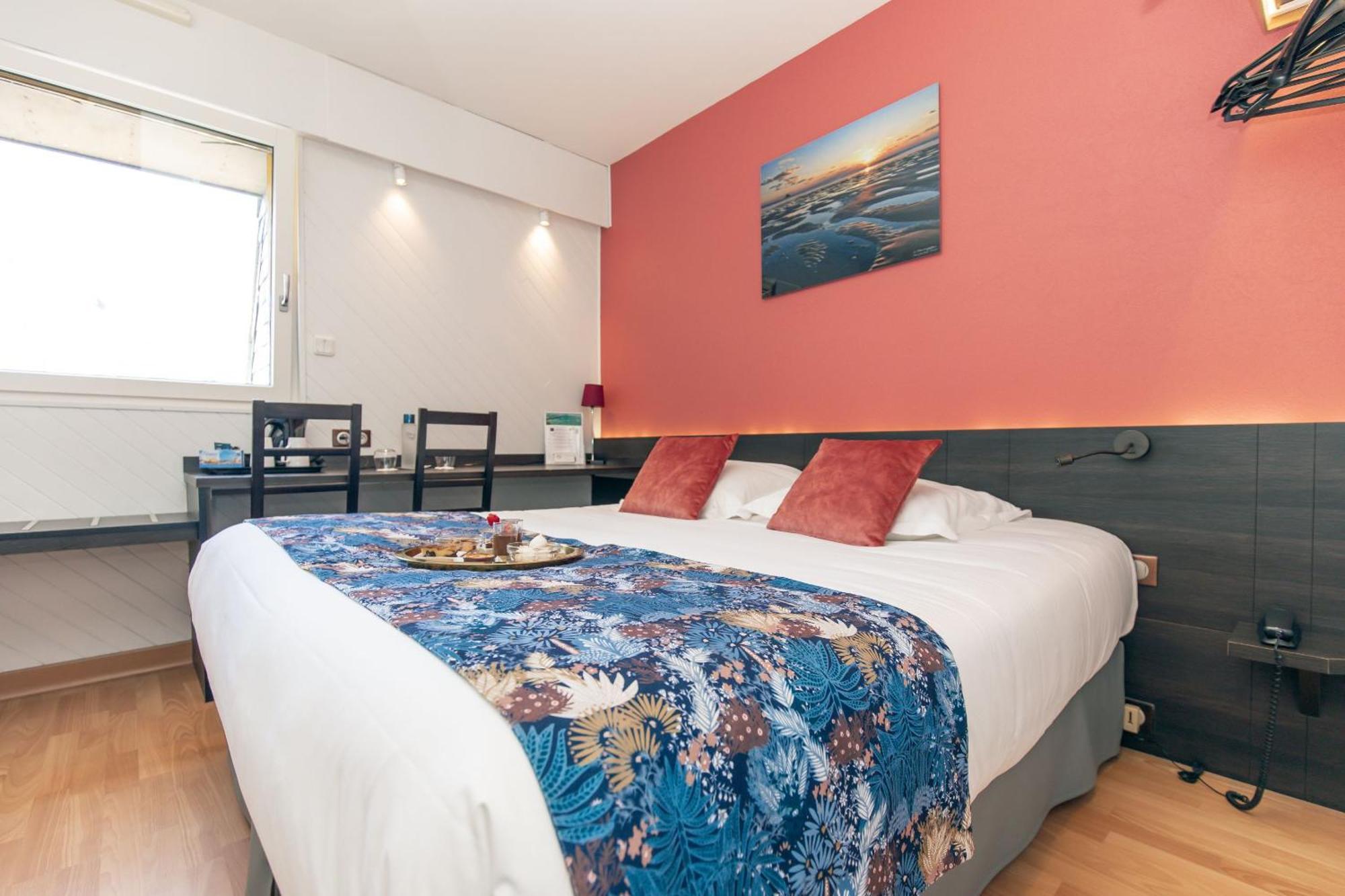 Hotel De France กามาเร-โซร์-แม ภายนอก รูปภาพ